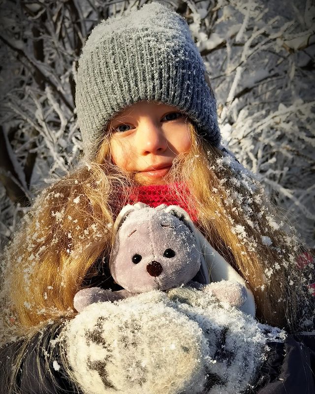 voronin_atelier в LOOKY. #природаомскойобласти,#природасибири🌲,#зимнийлес❄️🌲,#новогодниегуляния. Волшебная дочь, сказ...