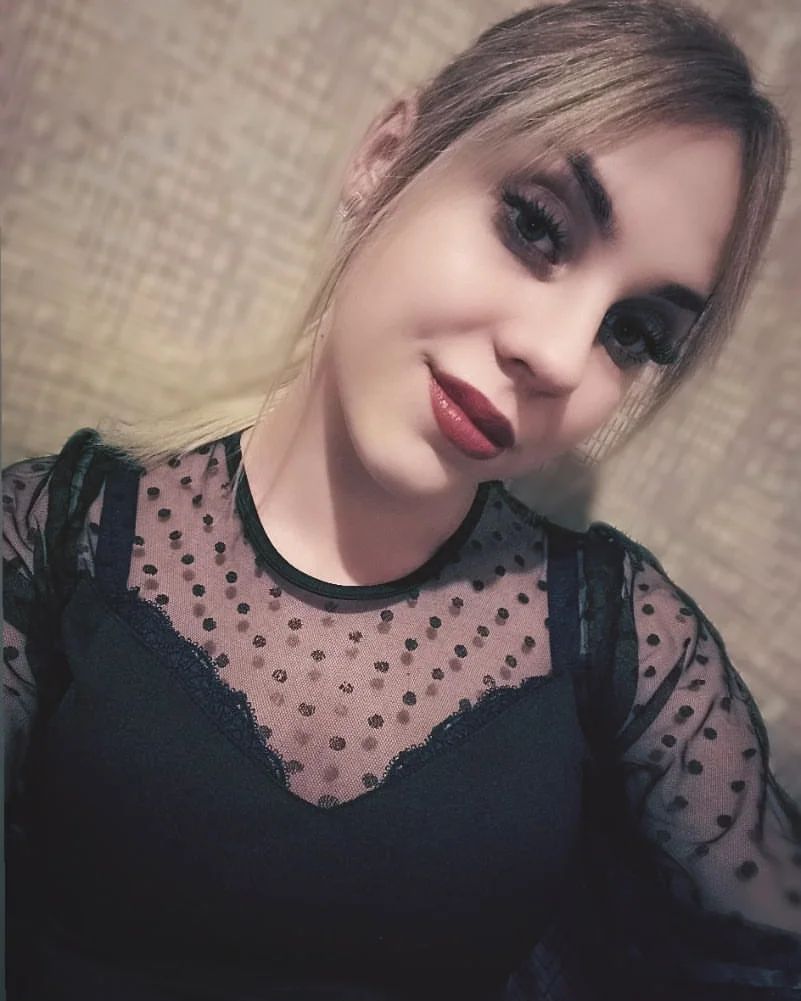 ev_genia_trofimovich_ in LOOKY. . 🍒