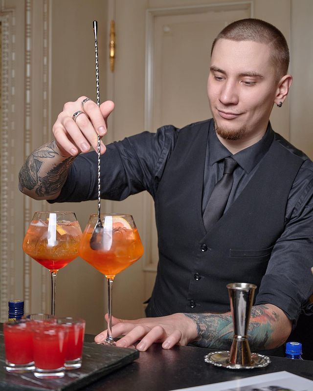 andrey_rest_photo в LOOKY. #andreyrestphoto,#вечеринка,#фудблогер,#бар,#instafood,#ресторан,#degustation,#дегустация,#вкусно,#бармен,#bar,#barmen,#коктейль,#алкоголь,#вечеринка,#москва,#cocktails. Сегодня пятница, а з...