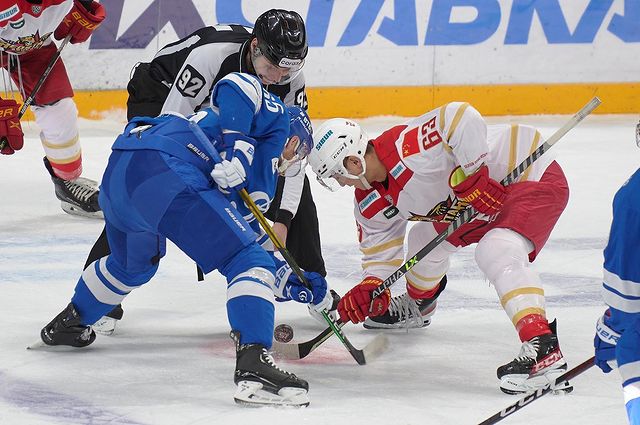andrey_bogatow в LOOKY. #Andrey_Bogatow,#khl,#россия,#кхл,#nikon,#hokkey,#хоккей,#министерствоспорта,#спорт,#динамо,#динамомосква,#nikontop,#куньлунь,#соревнования,#москва,#втбарена,#тасс,#репортаж,#матч,#спортсмен. КХЛ
Динамо - Куньлун...