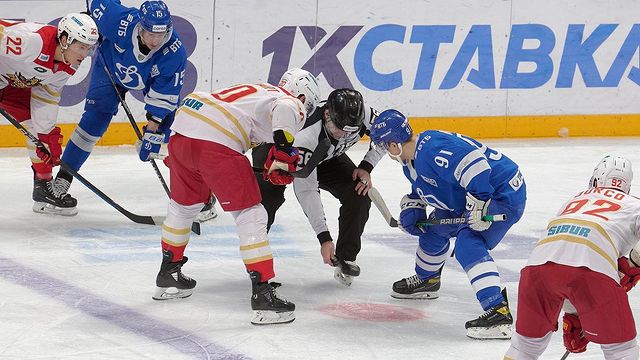 andrey_bogatow в LOOKY. #Andrey_Bogatow,#khl,#россия,#кхл,#nikon,#hokkey,#хоккей,#министерствоспорта,#спорт,#динамо,#динамомосква,#nikontop,#куньлунь,#соревнования,#москва,#втбарена,#тасс,#репортаж,#матч,#спортсмен. КХЛ
Динамо - Куньлун...