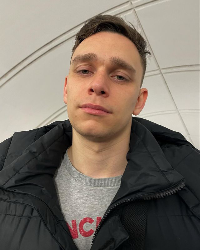 xzszszszsx в LOOKY. . Долго думал как подп...