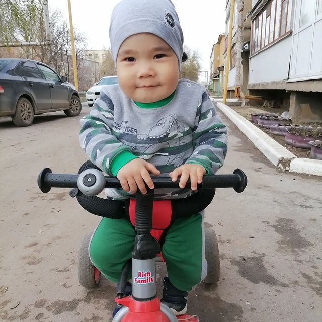 serzhanova_ds в LOOKY. . Наша булочка, лучик,...