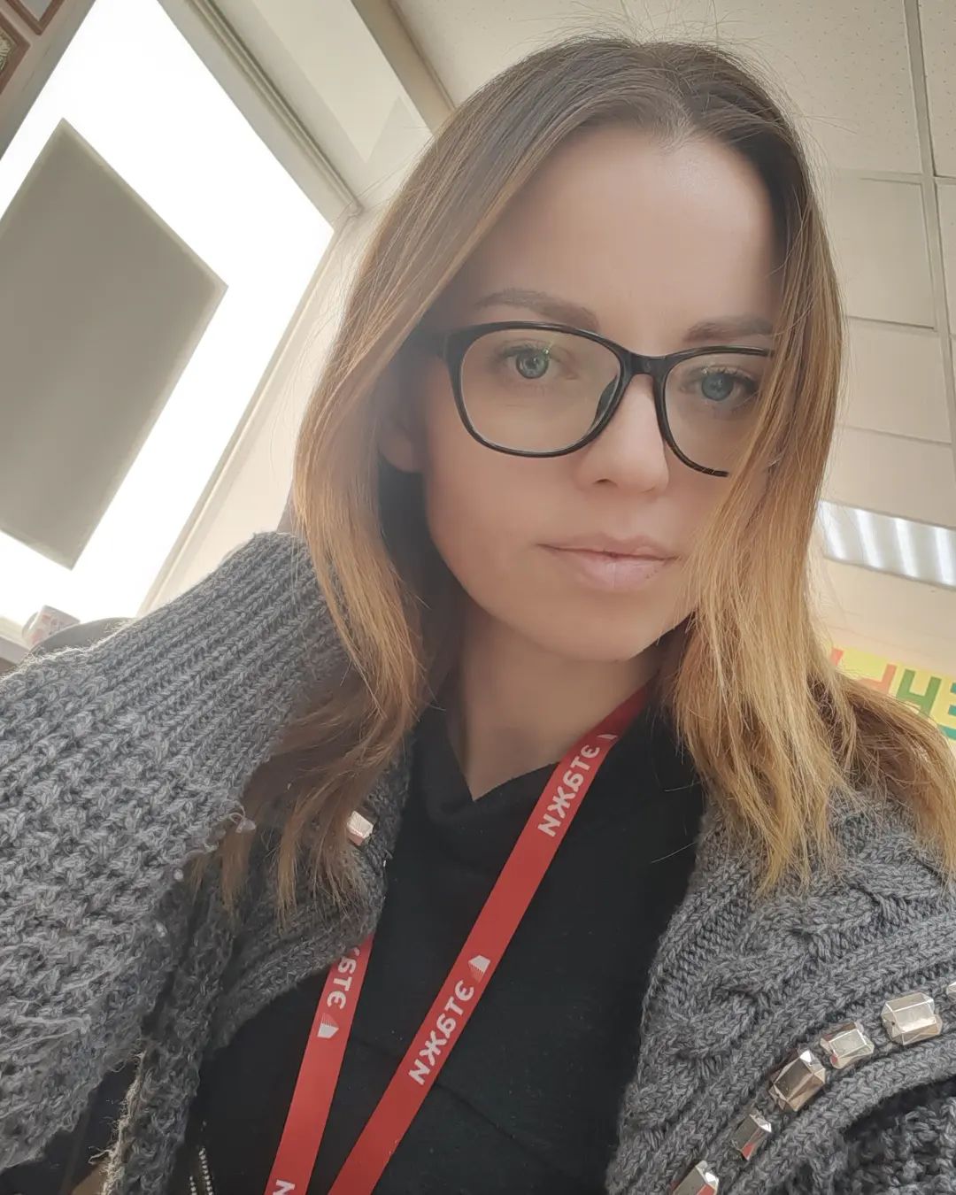 Первые #трудовыебудни в офисе.
Неделю проболела( но это не означает, что не работала 😁)

Пробую вернуться в Инста. Хороший ВПН подсказали. )))

#риелторэтажи #мамариелтор #сделкиснедвижимостью