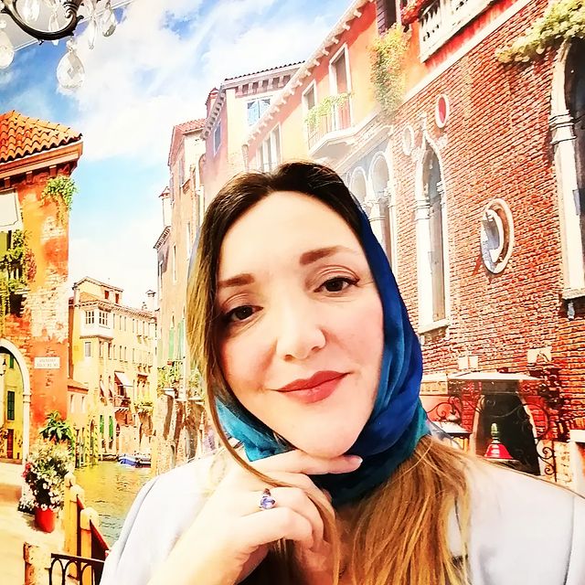 silkparadis в LOOKY. #батикшарф,#синийшарф,#шарфнаголову,#батикнаташиалександровой,#магазинбатикашёлковыйрай,#шарфдлякрасивойдевушки,#подарокналюбойслучай,#подароксебелюбимой,#когдатвоядушакакветер. У нас сегодня очень ...