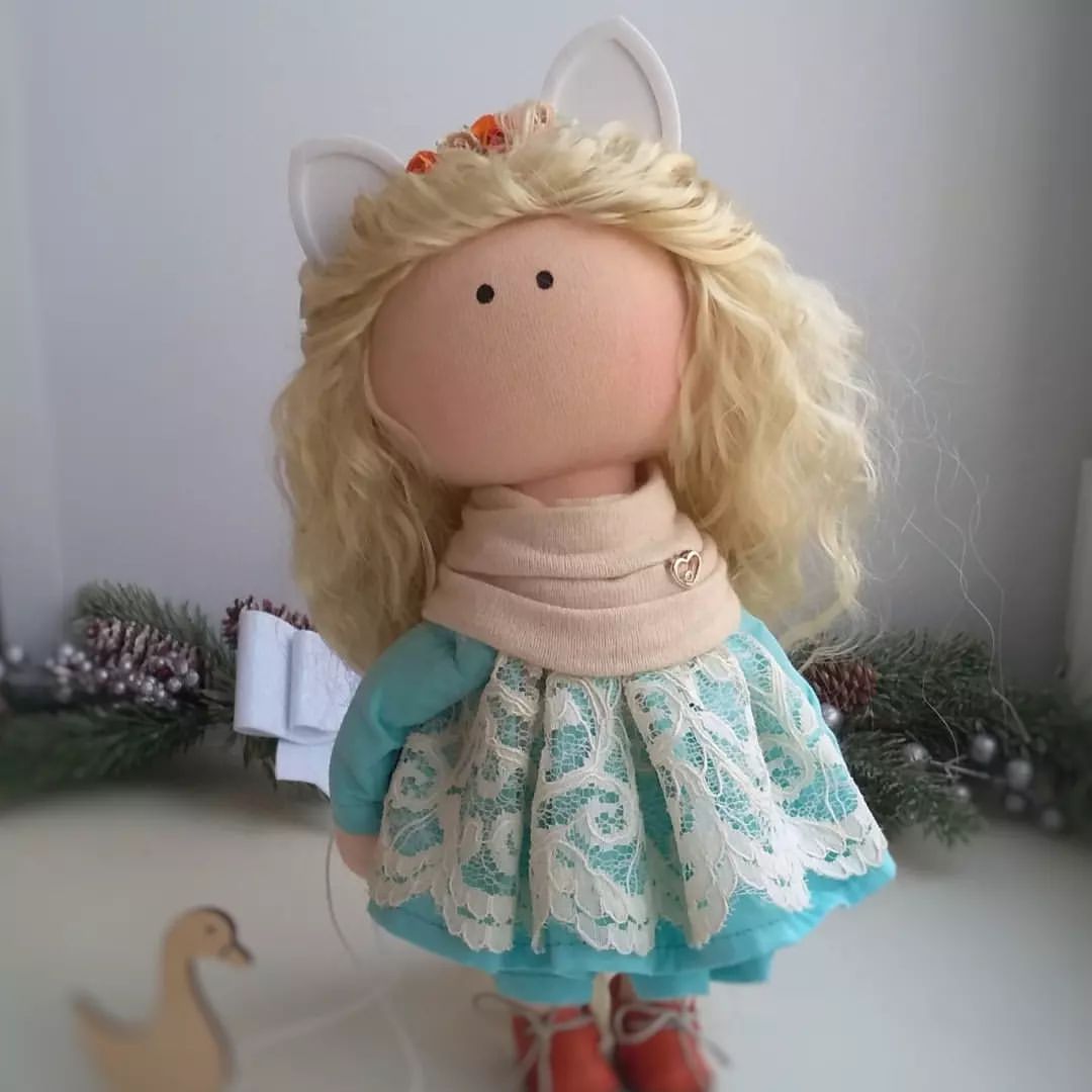 rishka_toys в LOOKY. #handmadedoll,#handmadetoys,#handmadepresents,#куклыручнойработы,#куклатильда,#куклатыквоголовка,#кукласвоимируками,#куклавподарок,#подарокназаказ,#подарокручнойработы,#ижевскподарки,#ижевск,#ижевскигрушки. Сижу, смотрю 
И не о...