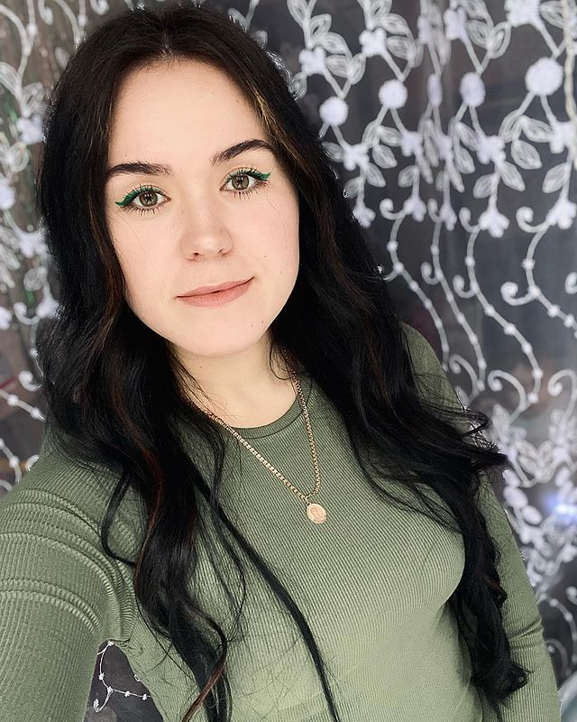 anjela_vostrilove в LOOKY. . Надо,наверное,тут,хо...