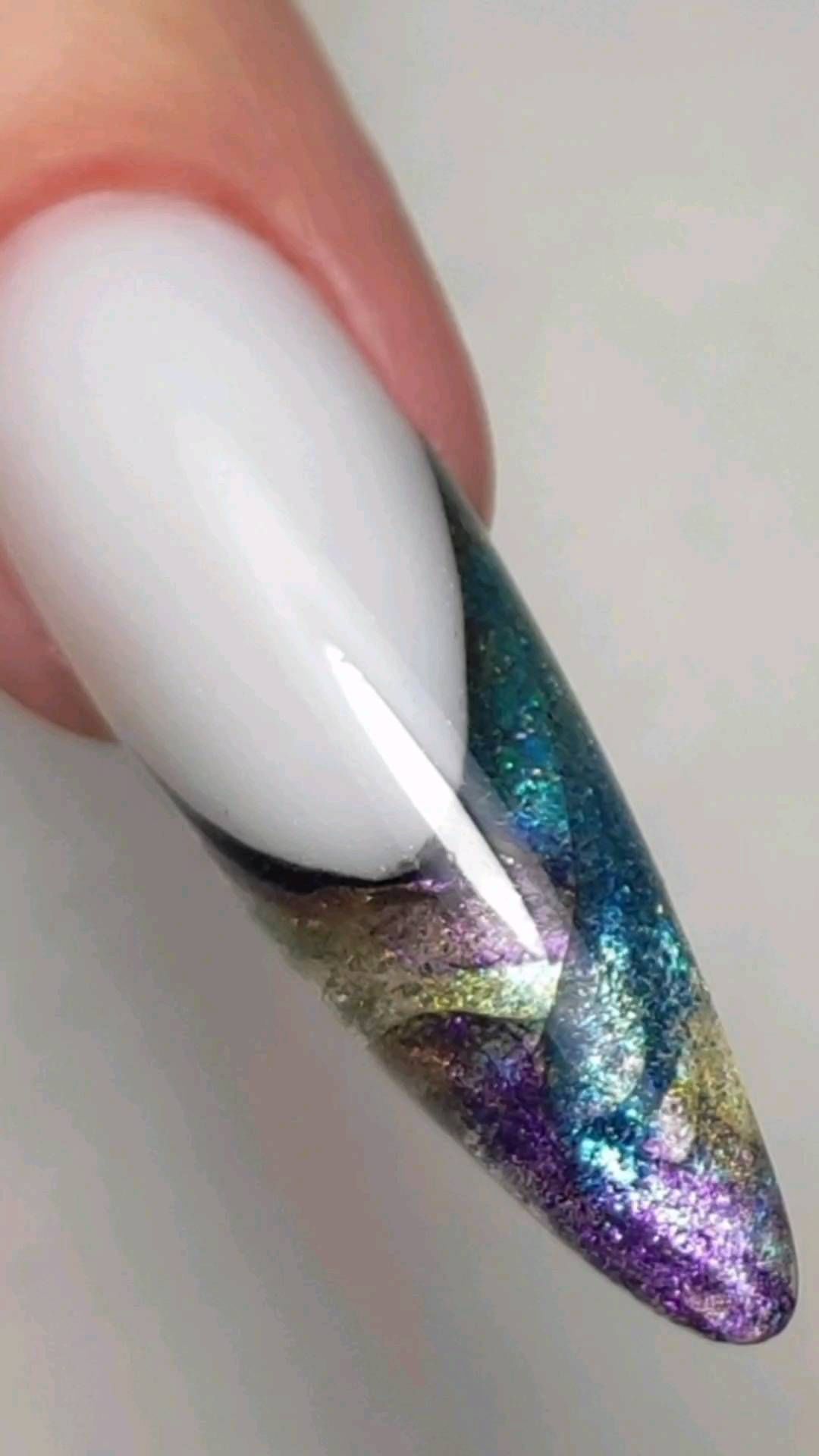 alferova.nailsschool в LOOKY. . null