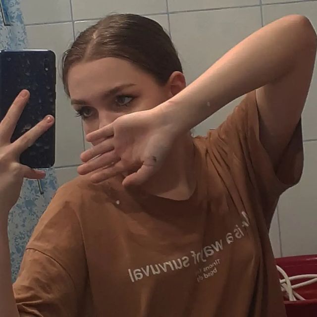 uwr_tx в LOOKY. . null