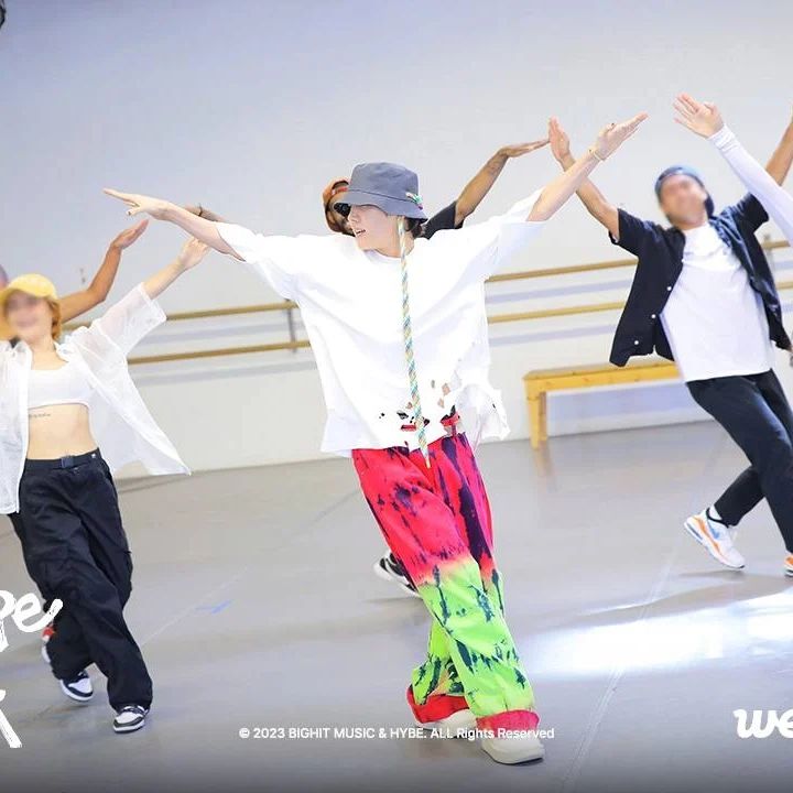 bangtan_boys_a.r.my в LOOKY — фото 8