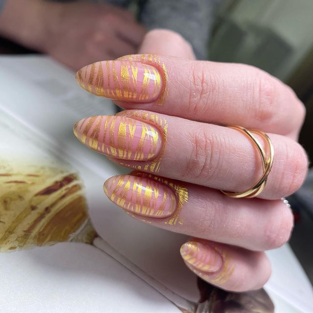 elizaveta_nail33 в LOOKY. #маникюр33,#маникюрвладимир,#красивыйманикюр,#педикюр,#педикюрвладимир. Ох уж этот стемпинг ...
