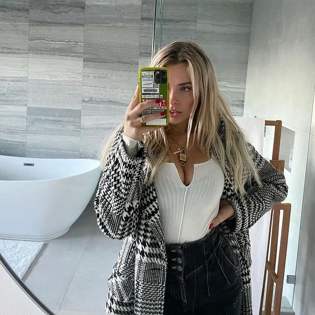 madisongriffin_002 в LOOKY. #kpopdatingdoors,#interracialdatingsites,#datingdoor,#dating101,#interracialdatingwebsites,#swirldating,#updating,#blackwhitedating,#datingsite,#blackwomendating,#sugarbabydating,#sugardating,#gaydating,#datinggoals,#onlinedatingfail,#btsdatingdoor,#datingonline,#datingsim,#datingproblems,#interracialdatingwebsite. #kpopdatingdoors #in...