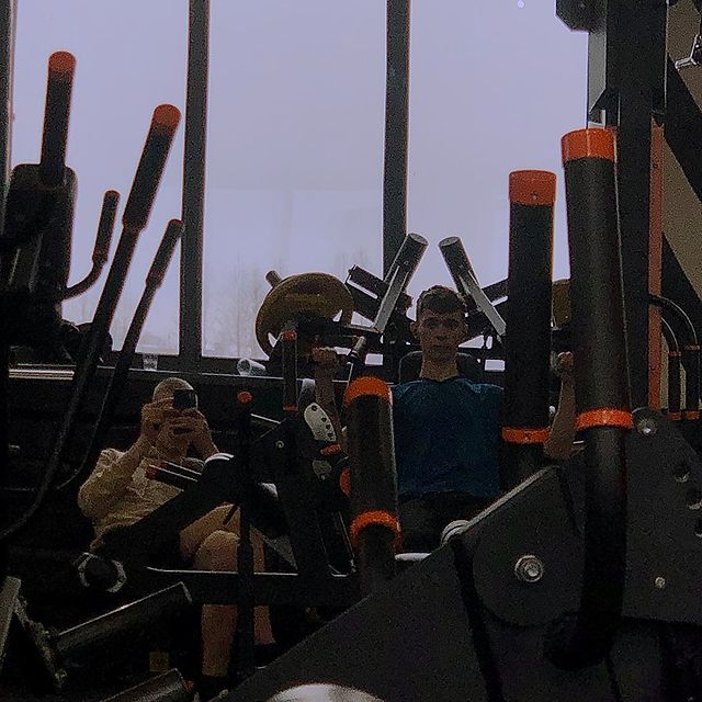 dvizh.dima в LOOKY. #prank,#gym. 🫴🏿

#prank #gym
