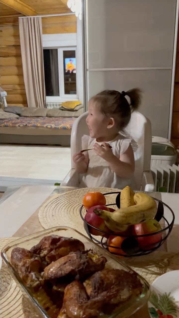 _lenkaok_ в LOOKY. . Кто если не Крис?😂 ...