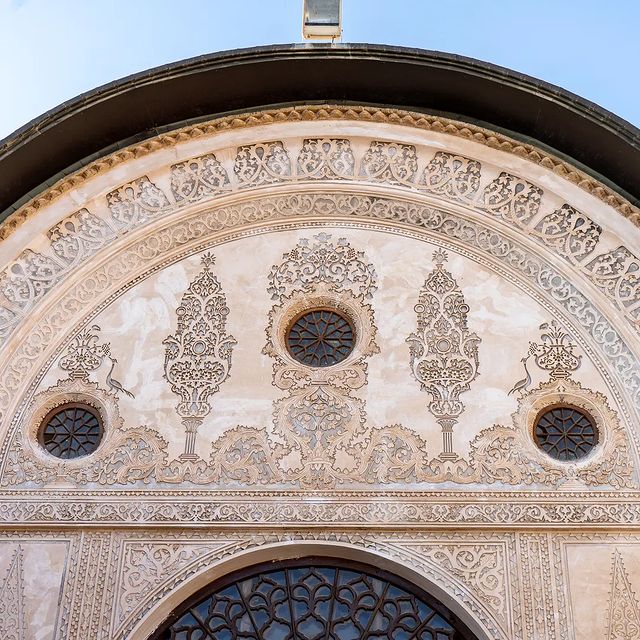 kirpalitsch в LOOKY. #iran,#kashan,#tabatabaeihouse. Сграффито в особняке...
