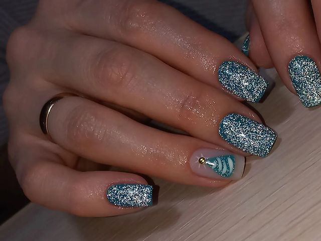 yanails_kch в LOOKY. #маникюркачканар,#качканарманикюр,#ногтикачканар,#качканарногти,#мастерногтевогосервиса,#yanails_kch,#дизайнногтей. 🌏Качканар
🔹7-й мик...