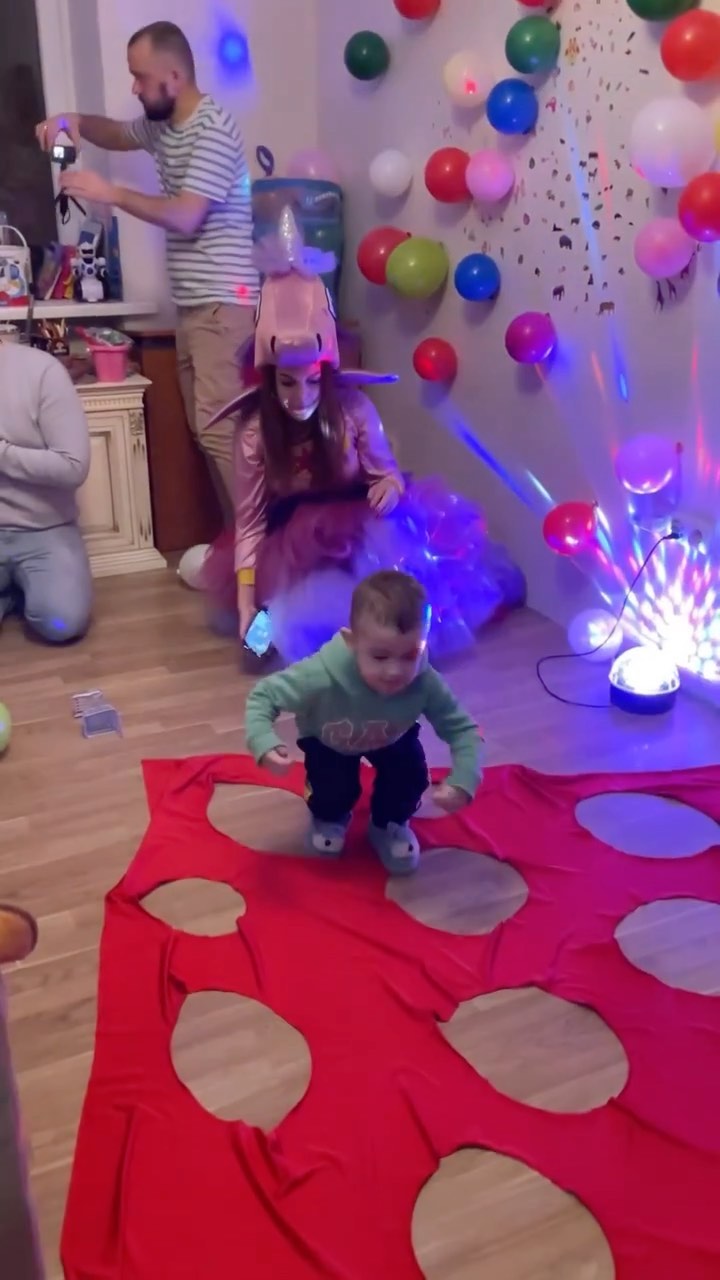 nadi_iz_seti в LOOKY. . А что им еще нужно д...