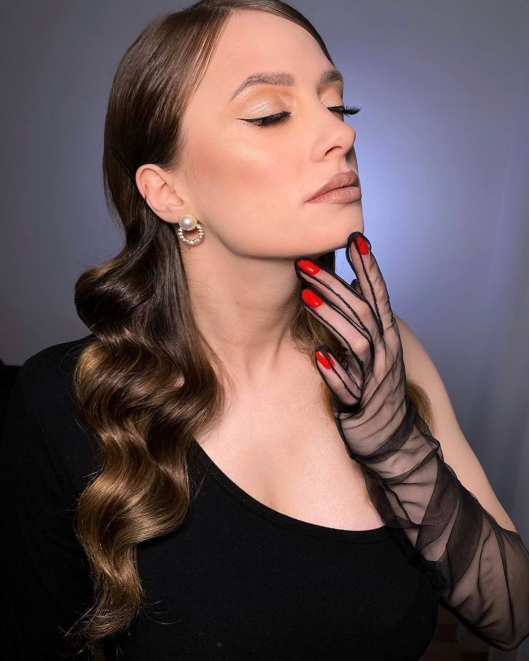 nasstxsst in LOOKY. . @darya__stylist 🖤