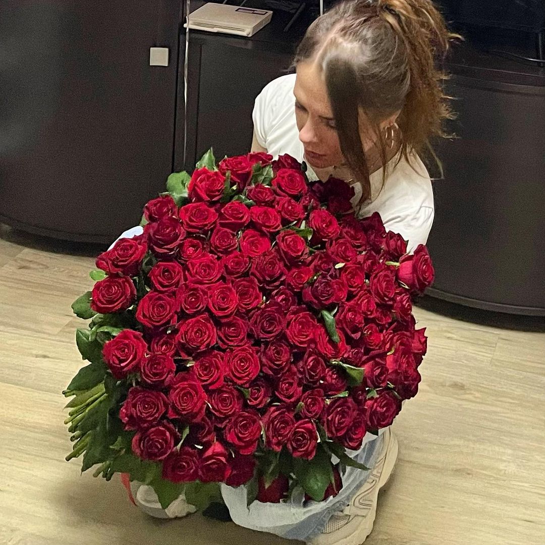 iraautocom в LOOKY — Цветочек в цветочках 🌹

#даритедевочкамцветочки #букетроз
#