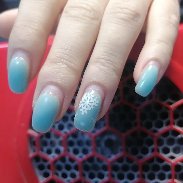 glazunovanail4910 в LOOKY. #ногтиполысаево,#красивыеногти,#камуфляж,#блестки. Сняли новогодние ног...