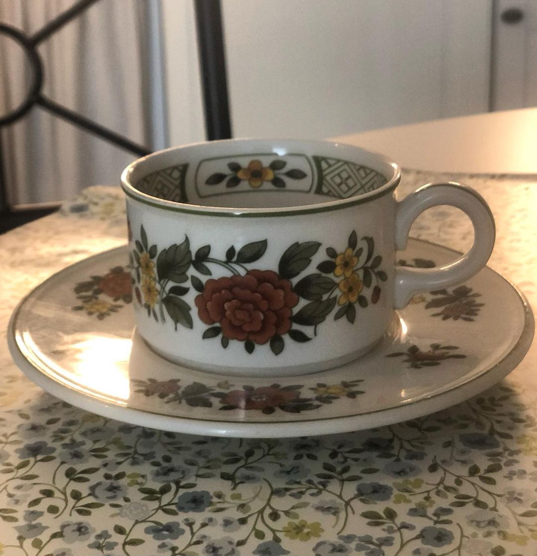 die_blume_909___ в LOOKY — Чашечный маньяк.. старая серия Summerday от Villeroy&boch.
Б