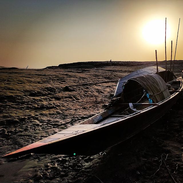 rishad.khan.photography в LOOKY. #photographylovers,#photographysouls,#photographyeveryday,#photographyislife,#photographylover,#photographyislifee,#photographylife,#photographyart,#photographyoftheday,#photographyy,#photographylove,#photographyaddict,#photographyskills,#photographybook,#photographyprops#cool,#boat,#sunset,#raw. Boat ⛵ pic

⏩⏩ follo...