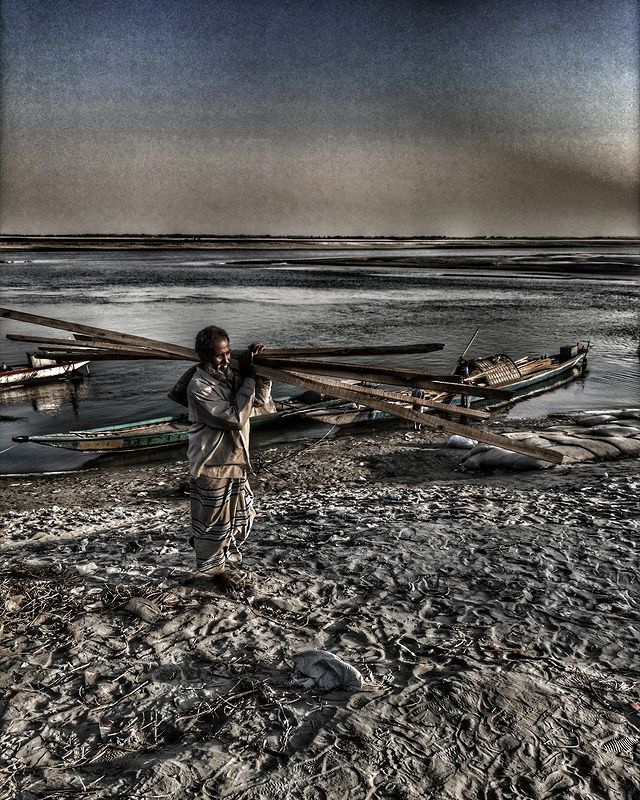 rishad.khan.photography в LOOKY. #photographylovers,#photographysouls,#photographyeveryday,#photographyislife,#photographylover,#photographyislifee,#photographylife,#photographyart,#photographyoftheday,#photographyy,#photographylove,#photographyaddict,#photographyskills,#photographybook,#photographyprops#cool,#boat,#sunset,#raw,#hardwork,#oldpeople,#strong. Hard working

⏩⏩ fol...