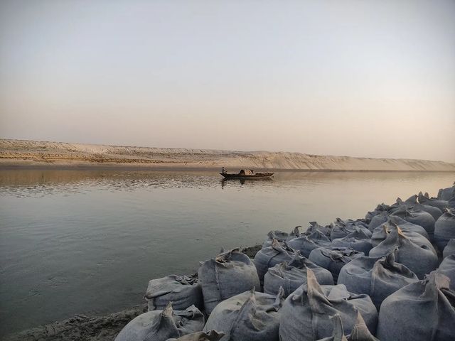 rishad.khan.photography в LOOKY. #photographylovers,#photographysouls,#photographyeveryday,#photographyislife,#photographylover,#photographyislifee,#photographylife,#photographyart,#photographyoftheday,#photographyy,#photographylove,#photographyaddict,#photographyskills,#photographybook,#photographyprops#cool,#boat,#sunset,#raw,#hardwork,#oldpeople,#strong. ⏩⏩ follow @rishadkha...