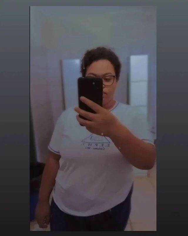𝓛𝓪𝓻𝓲𝓼𝓼𝓪 𝓢𝓪𝓷𝓽𝓸𝓼 𝓕𝓮𝓻𝓻𝓮𝓲𝓻𝓪 в LOOKY. . Não se segure em que...