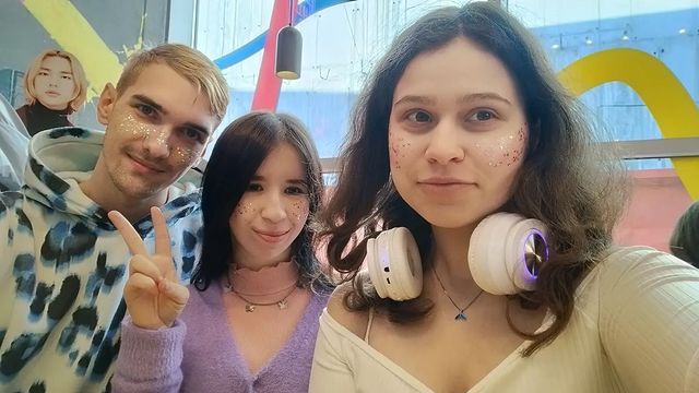 sunny_dandelion19 в LOOKY. . 🤗🤗🤗