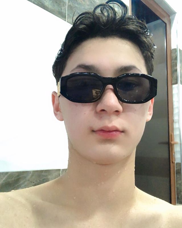 rakhmonoov_sh в LOOKY. . Amirsoy ❄️