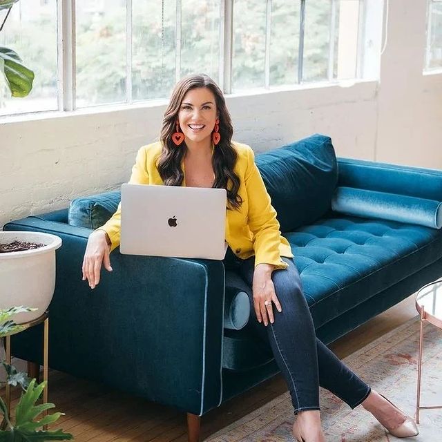 Nina Marcus в LOOKY. #1.⁣,#forextrader,#forextrading,#fxtrader,#daytrading,#forexprofit,#millionairemindset,#technicalanalysis,#forexanalysis,#elliottwave,#priceaction. Wanna know what fire...