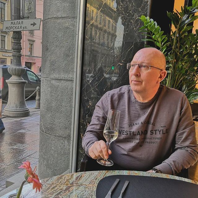 aleksey.lantsov в LOOKY. . Где-то в Питере...