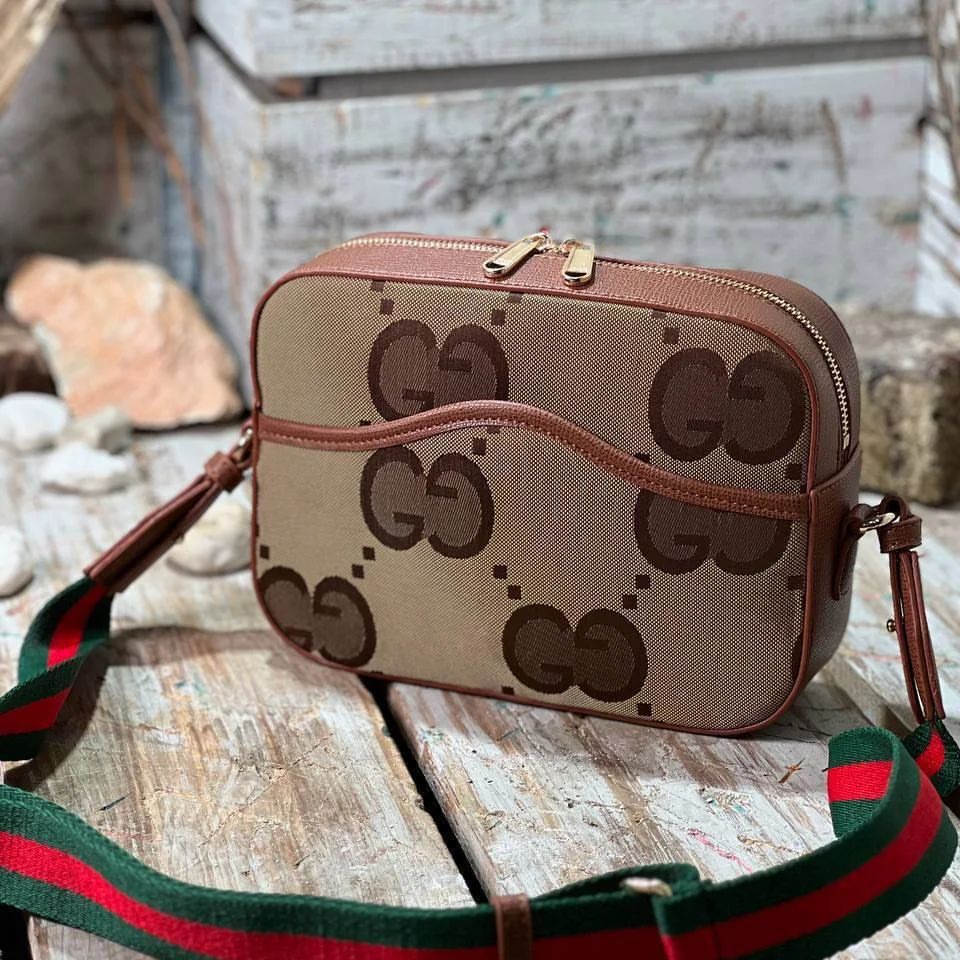 Лух сападағы Gucci 🤤
17 500 тг

2 штук қана келді!!!