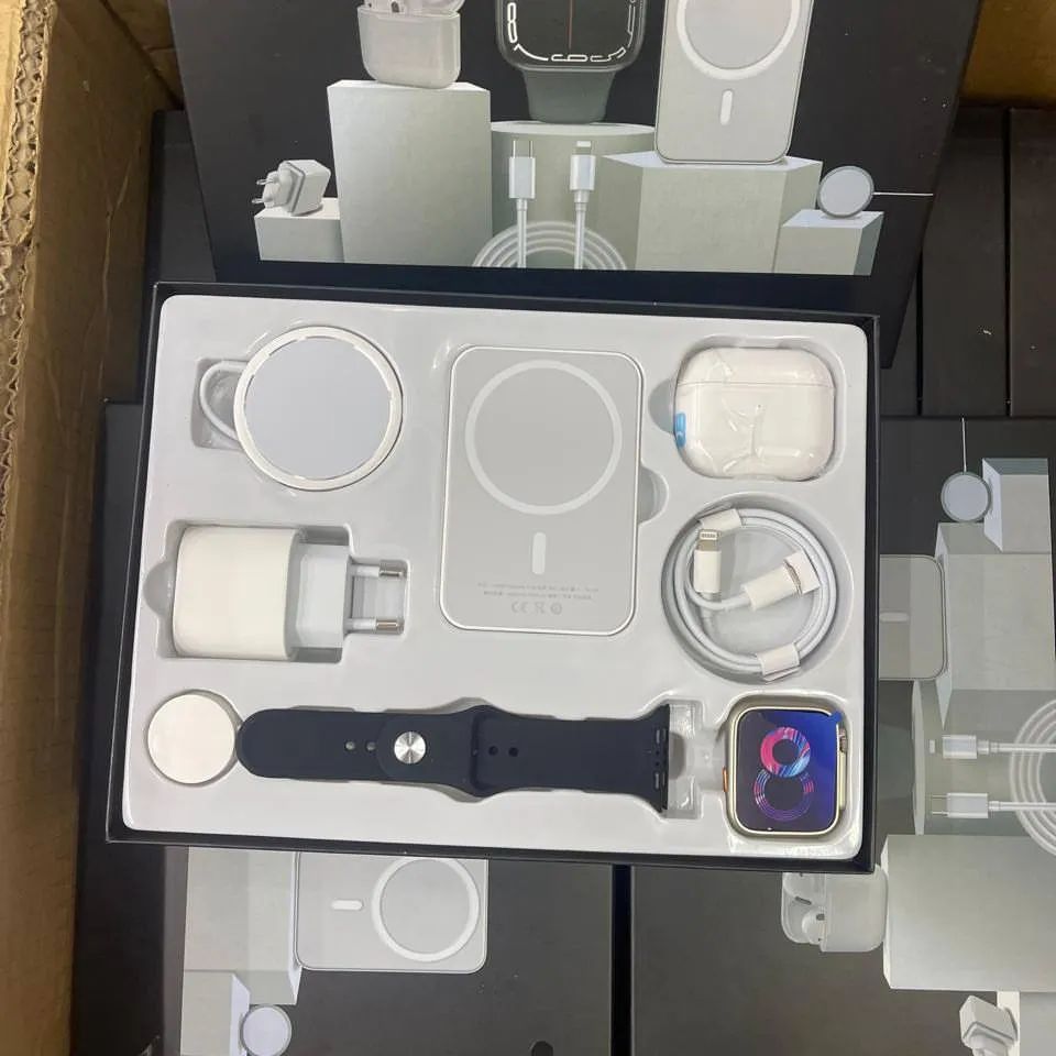 Новое поступление!🔥🔝🔥 Apple Watch Ultra 8⌚️🍏 5 в 1 изумительного качество!  AirPods 3  Apple Watch Ultra  MagSafe Зарядка  Повер банк MagSafe  Зарядка на телефон ⌚️🎧 Цвета: Чёрный, Серый, Розовый.  Цена оптовая от 5 штук 23 000 тенге
