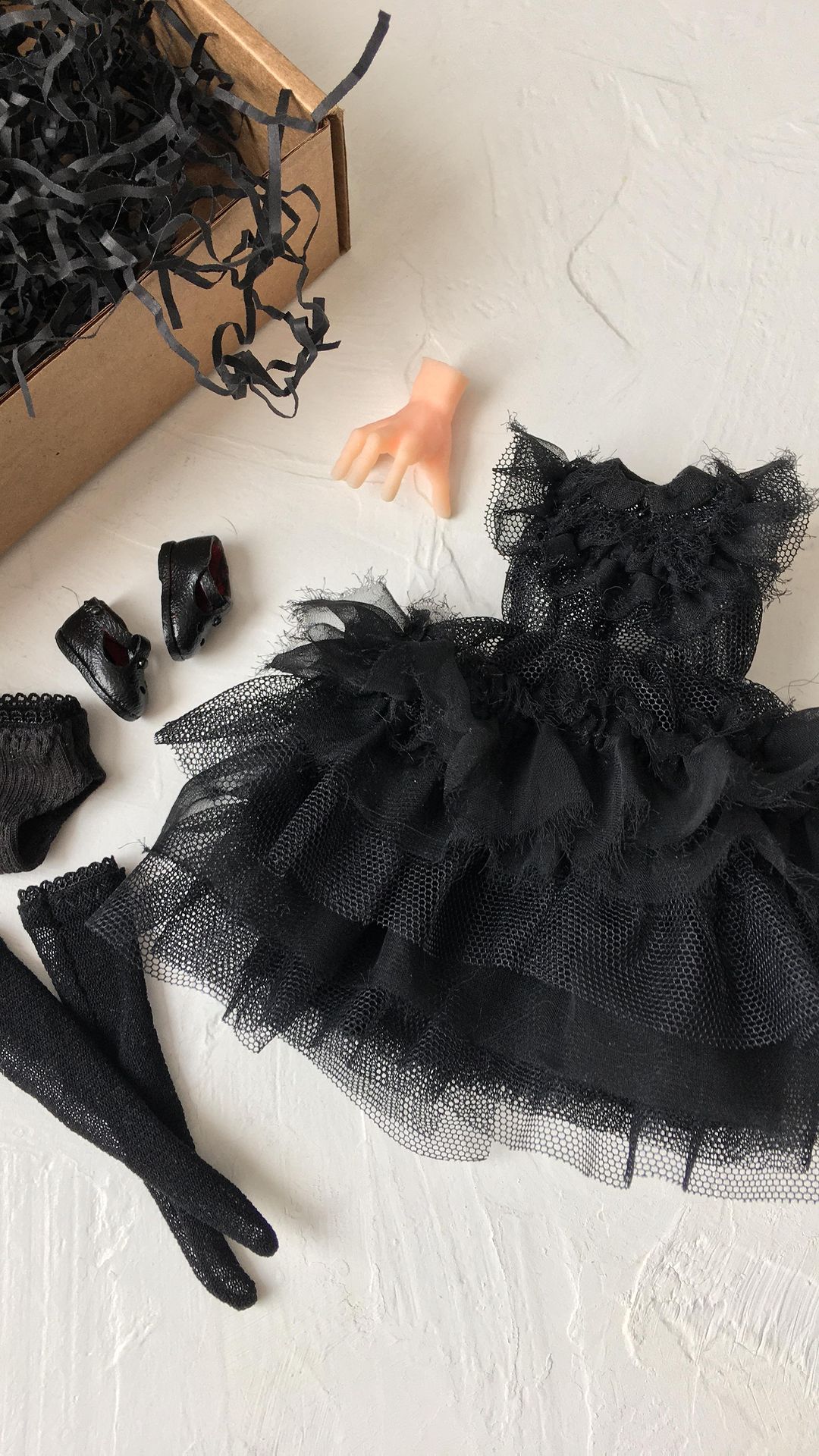 mathilda.artdolls в LOOKY. #wednesday,#wednesdayaddams,#wednesdayvibes,#dressblythe,#blythe,#blythedoll,#paolareinadoll. Wednesday dress🖤
Ко...