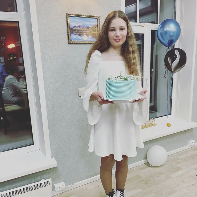 lenochek_nik87 в LOOKY. . День рождения🎉🎉🎉
...
