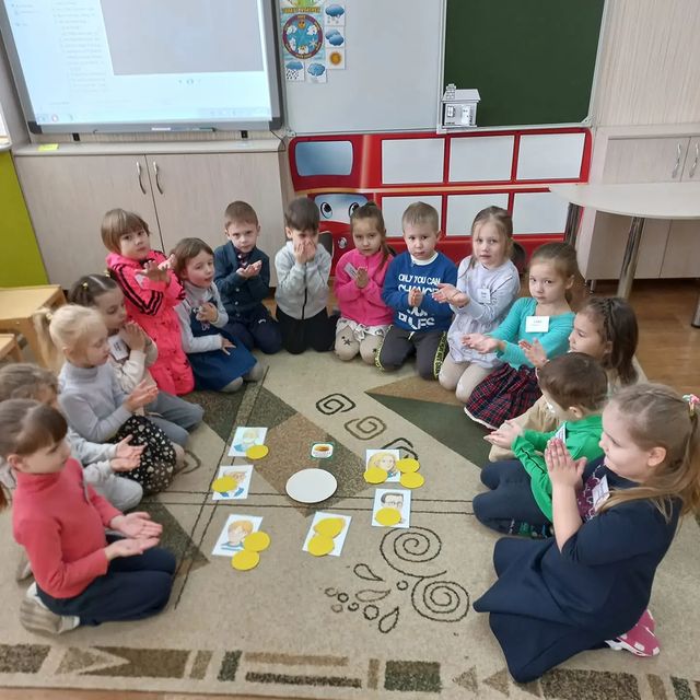 svetkids16 в LOOKY. #СветлячокЧелны,#РаннееРазвитие,#ПодготовкаКШколе,#Светлячок,#ГДТДиМ,#ГЦДТ. Масленица на английс...