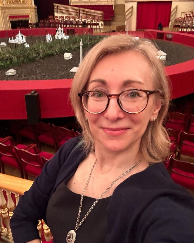 anelesmi в LOOKY. . Александринка