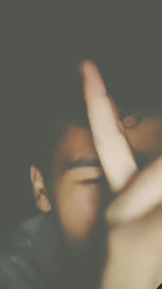 totoy_ake_ in LOOKY. . null
