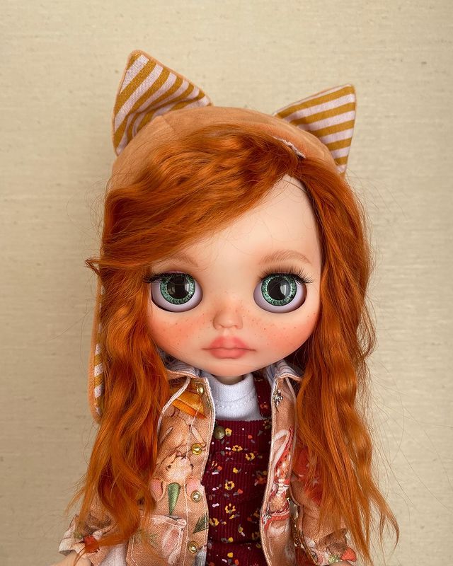 blythe_by_katrinshilo в LOOKY. #блайз,#кукольныймир,#куклавподарок,#куклавподарокдевочке,#кукламечты,#dollstagram,#dollshouse,#blythecustom,#blythe2023,#blytherussia,#blythepresent. Эта красотка обязана...