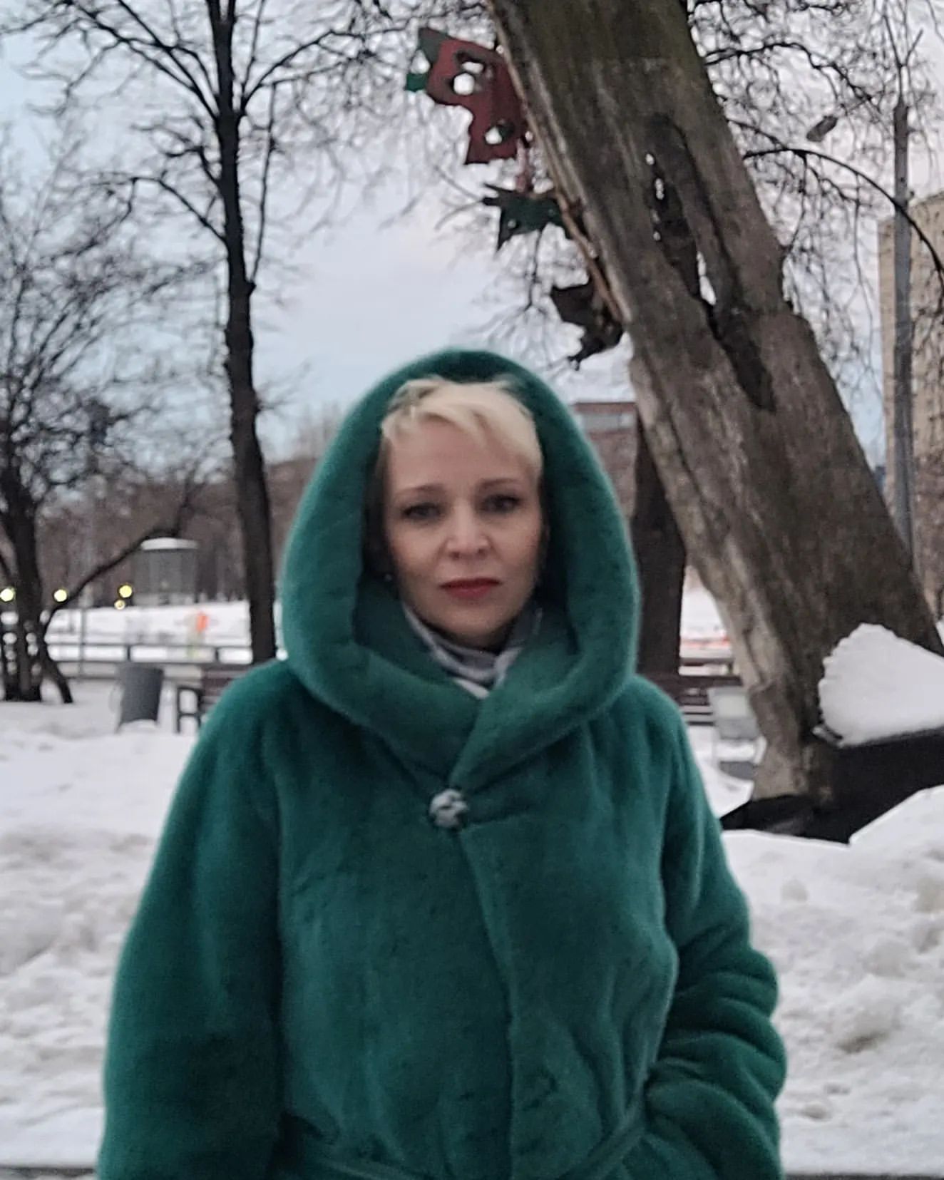 tagankaia в LOOKY. #еленабоннэр#elenabonner#february#февраль2023#демократия#свобода#любовь. Последняя выставка, ...