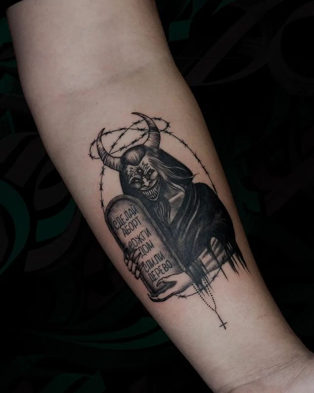 sashatae_tattoo в LOOKY. #pagantattoo,#deviltattoo,#religiontattoo,#татуидея,#татумосква,#татуграфика. Для Кости.
Сплошное ...