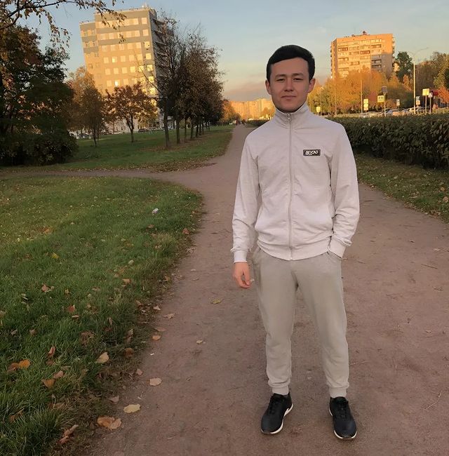 asliddin_0011 в LOOKY. . Что имеешь в голове,...