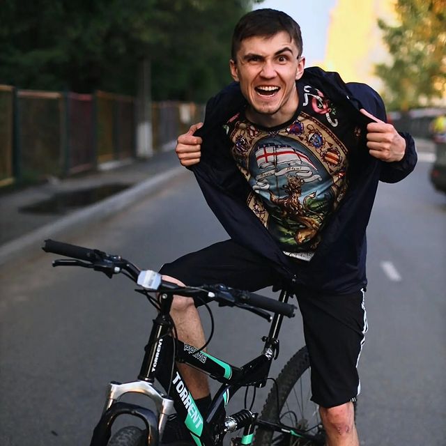 alex_respected в LOOKY. . Каждое лето, велопро...