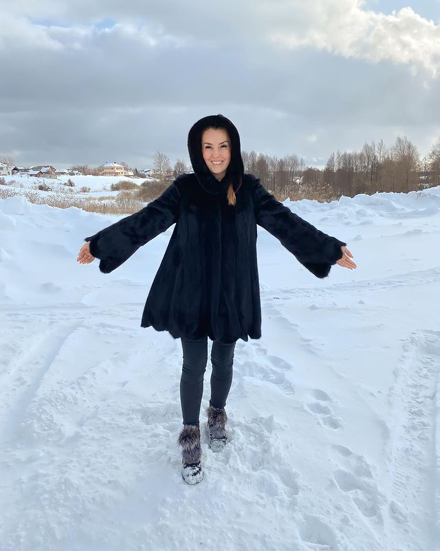 svetlana.s111 в LOOKY. #неморе,#весеннийснег,#сугробы,#хочудомой,#деласемейные,#елкановогодняя,#всеидетпоплану,#отпускбезпутевки,#снежныйлес,#пейзажироссии,#закатырассветы. Коротко о моём 2-х н...
