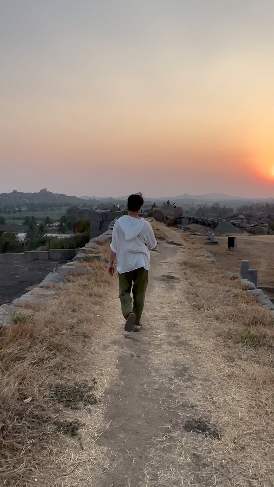temkasm в LOOKY. #hampi,#india. Просто прекрасно…
#h...