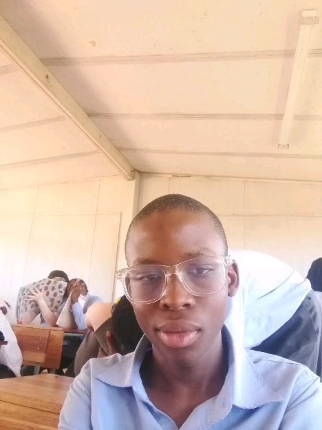 Mojalefa Maubane в LOOKY. . null
