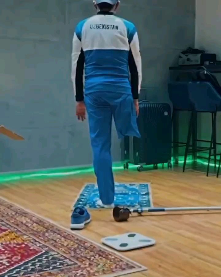 abdulloh.rahmanov___ в LOOKY. . Бир йилда олти кун в...