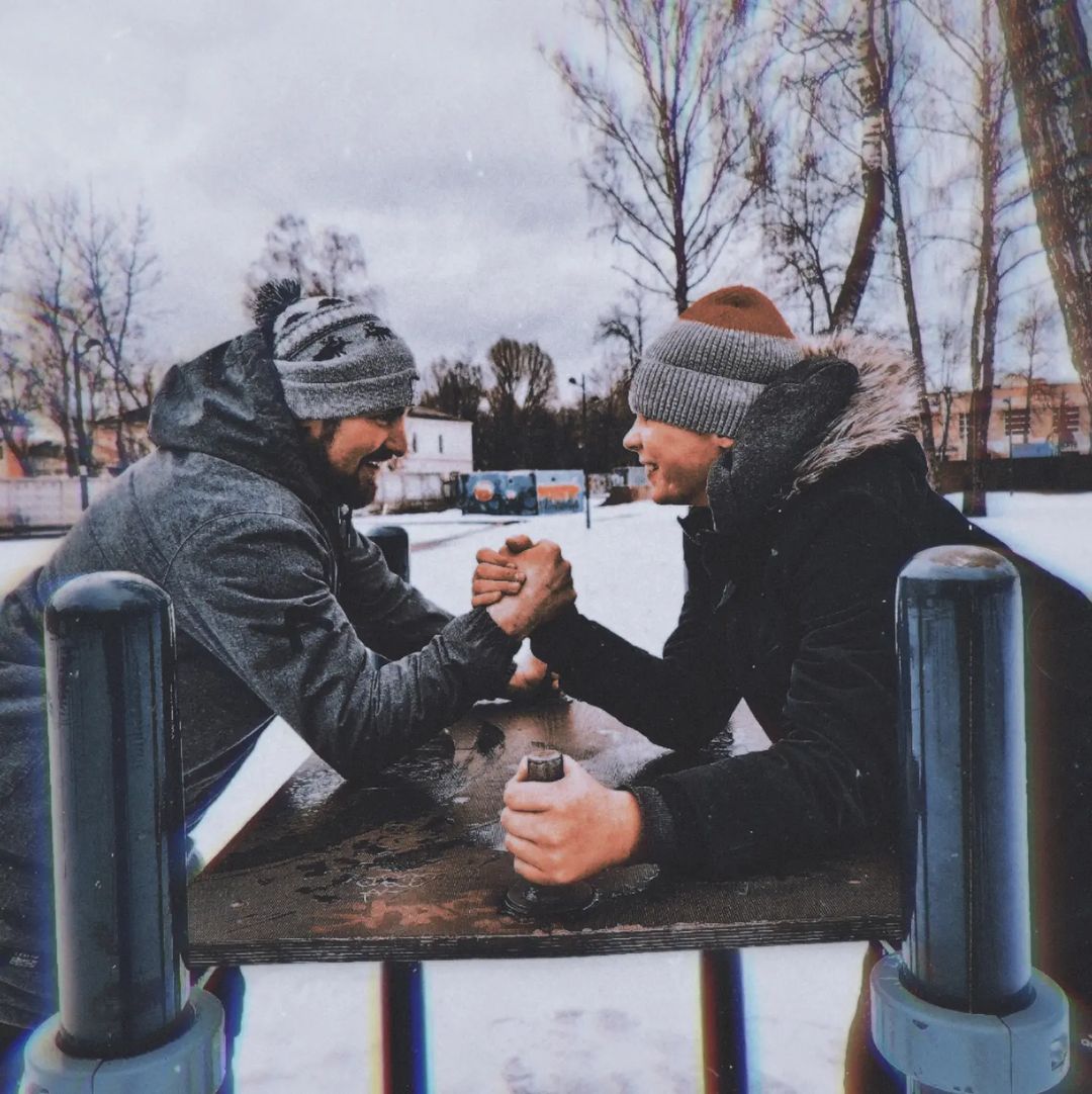 super_valerchik__ в LOOKY — #💪